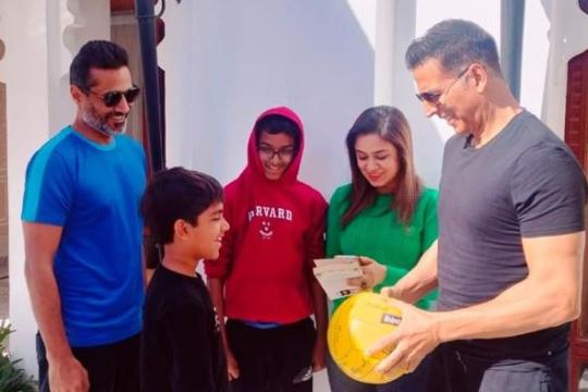 Radisson Blu Palace Resort & Spa, Udaipur Welcomes Bollywood Star Akshay Kumar