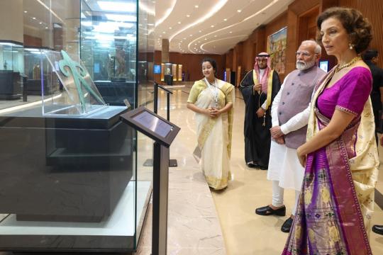Let us all join to promote tourism while preserving our heritage: Modi