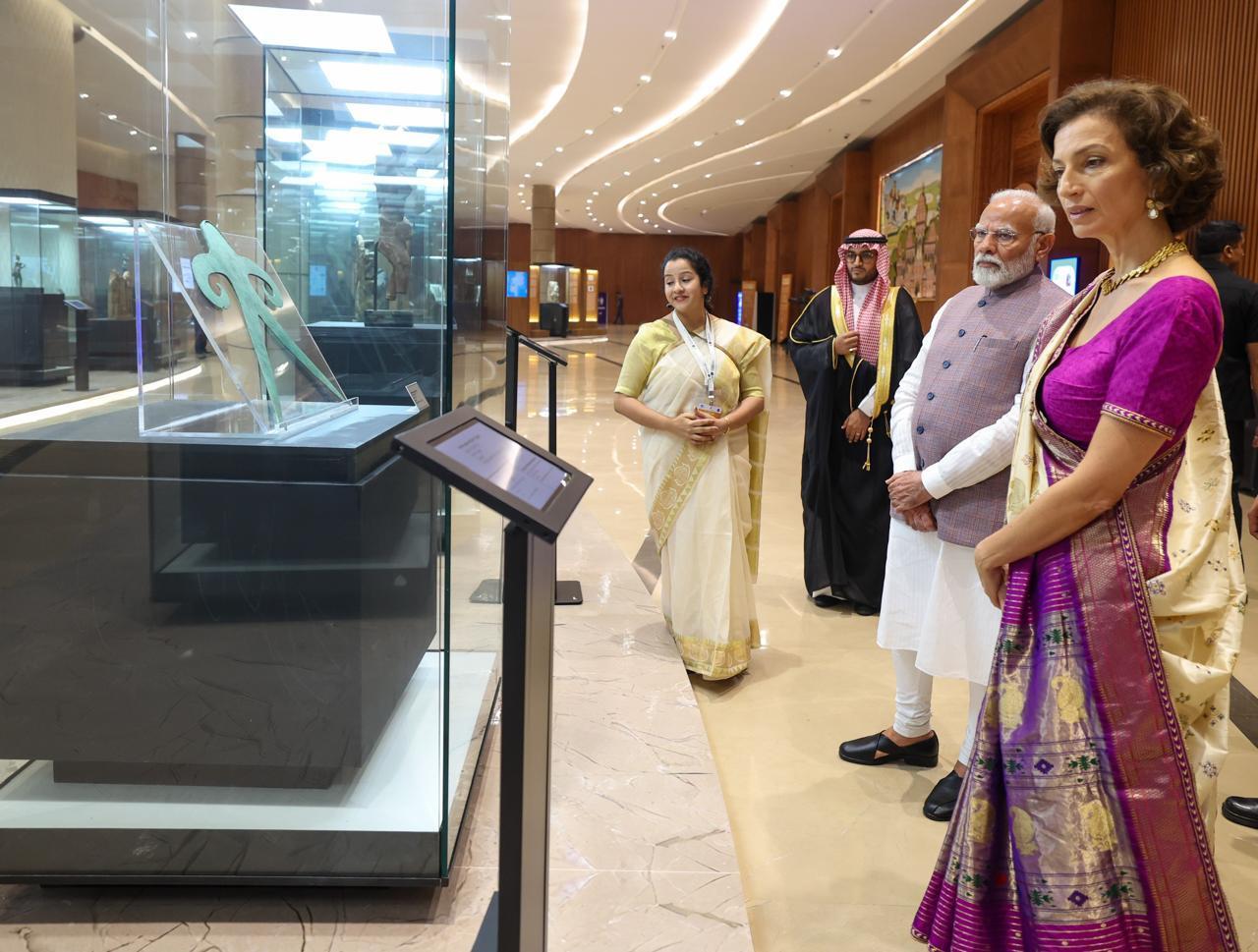 Let us all join to promote tourism while preserving our heritage: Modi