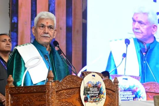 Unprecedented growth in foreign arrivals to J&K post Covid; collaborations crucial: LG Sinha