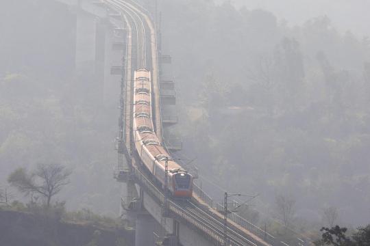 Jammu-Srinagar Vande Bharat Express set to launch between Katra & Srinagar